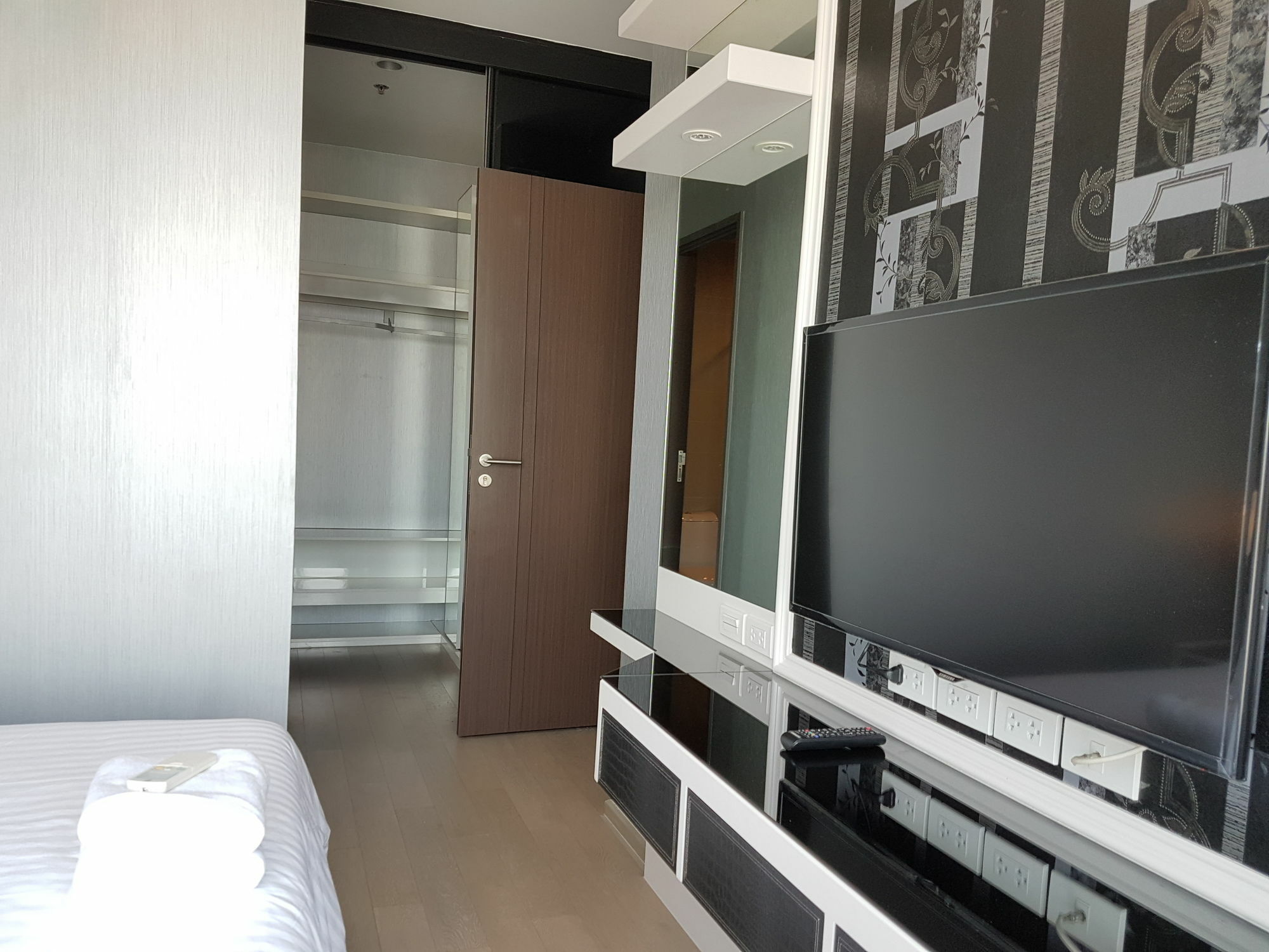 Bangkok Luxury Suites Pyne