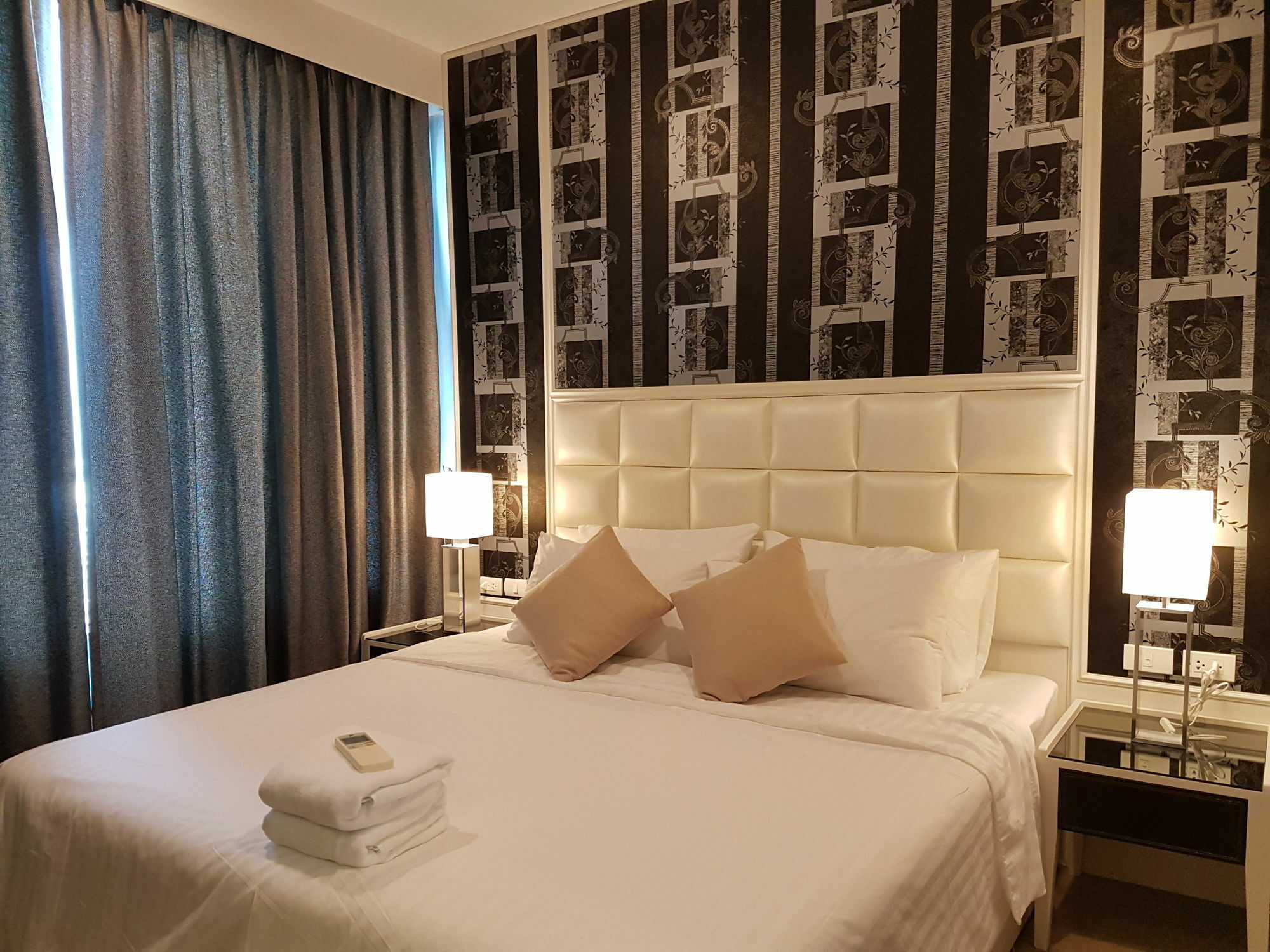 Bangkok Luxury Suites Pyne Apartment Bangkok